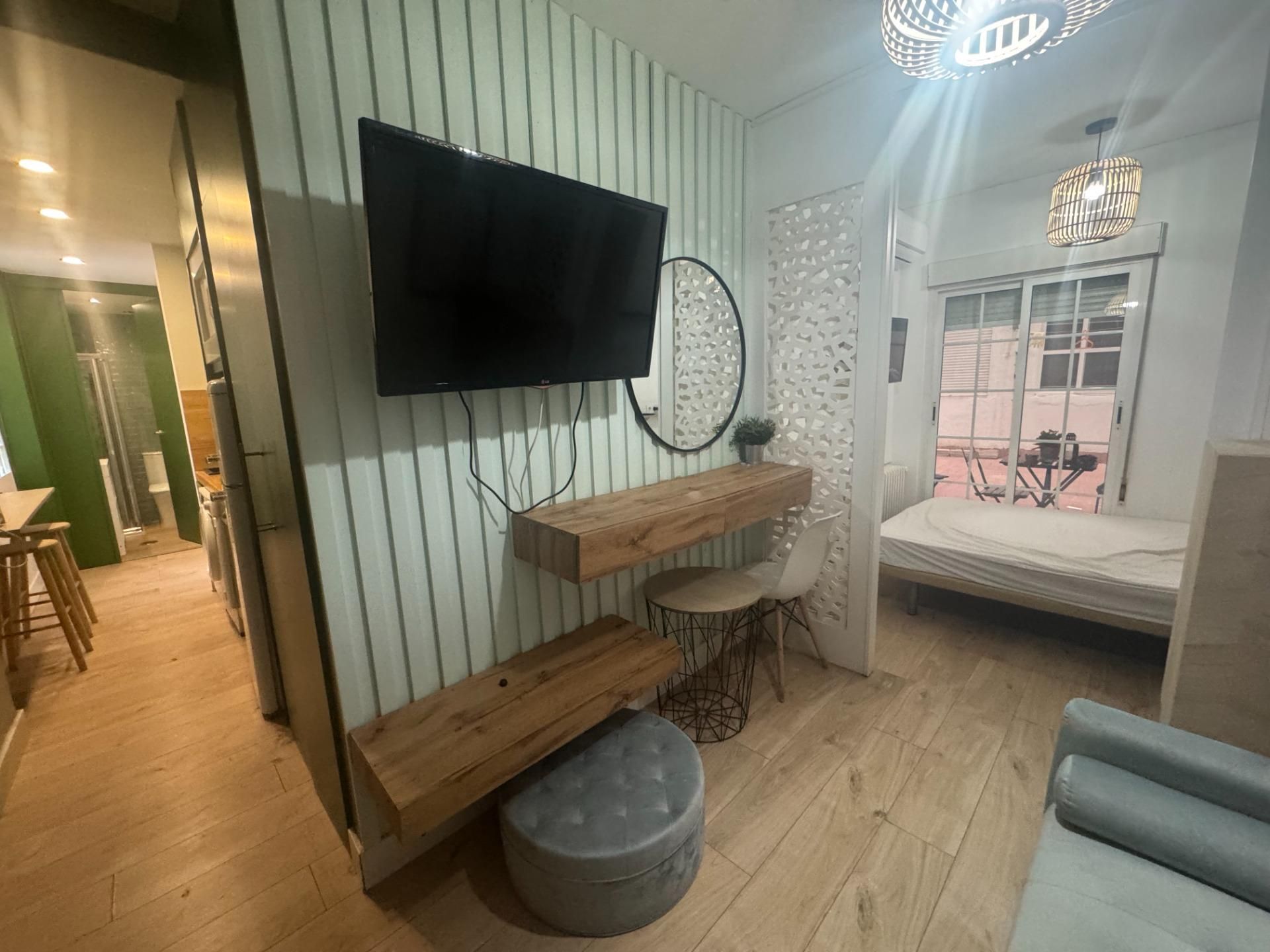 Bedroom of Study to rent in  Granada Capital  with Air Conditioner and Heating