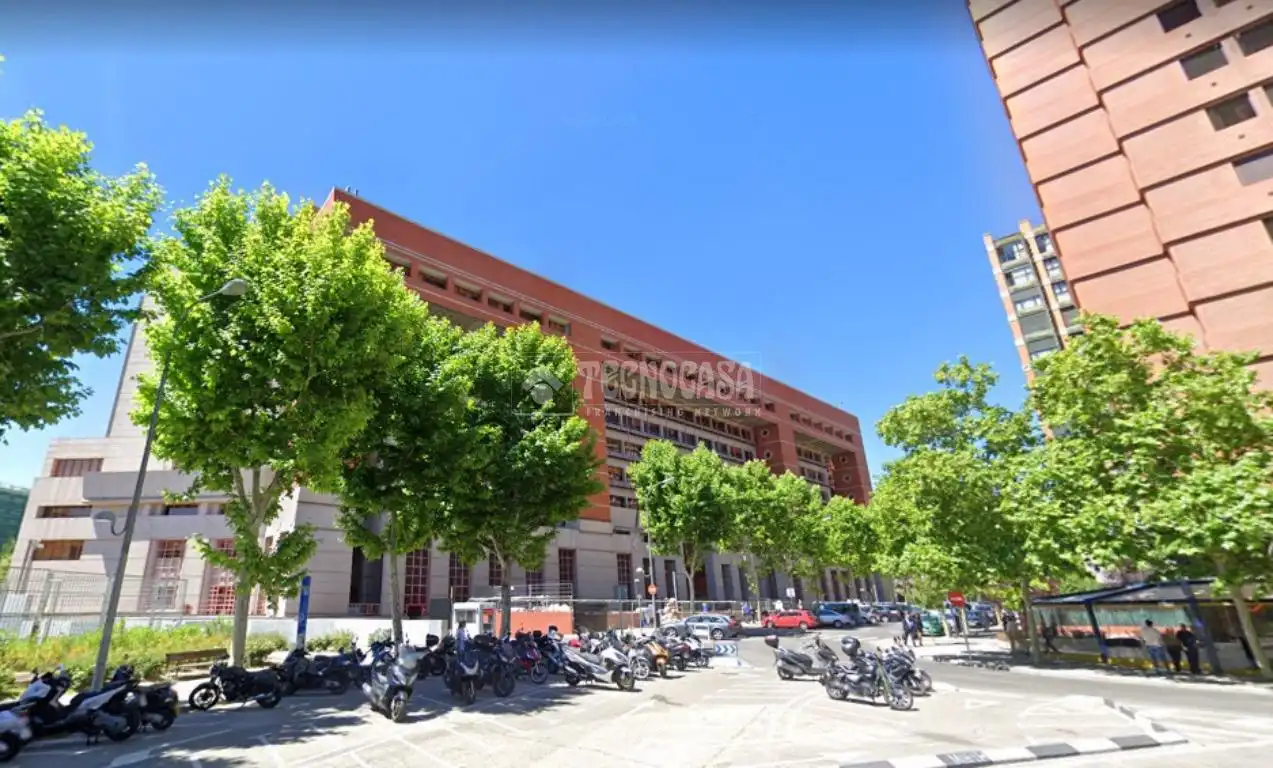 Exterior view of Garage for sale in Madrid