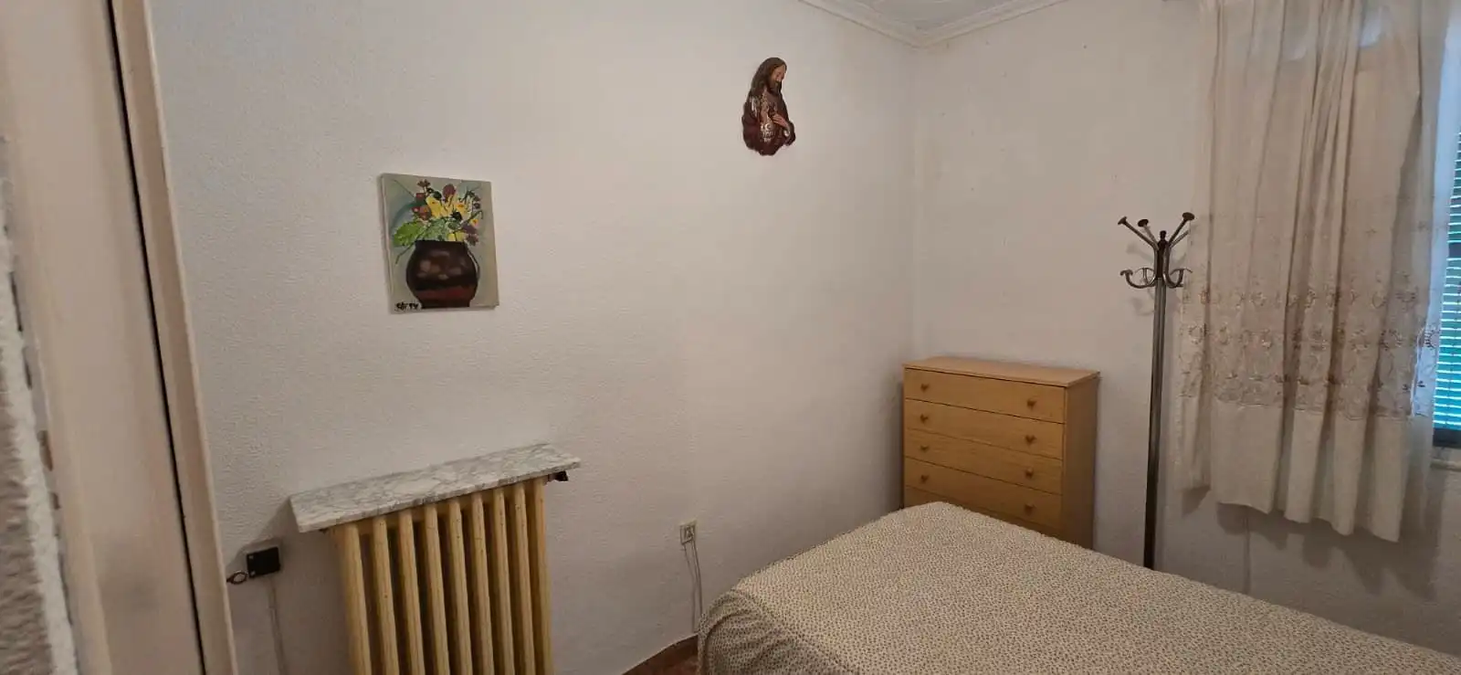 Dormitori de Casa o xalet en venda en Argamasilla de Calatrava amb Aire condicionat, Calefacció i Terrassa
