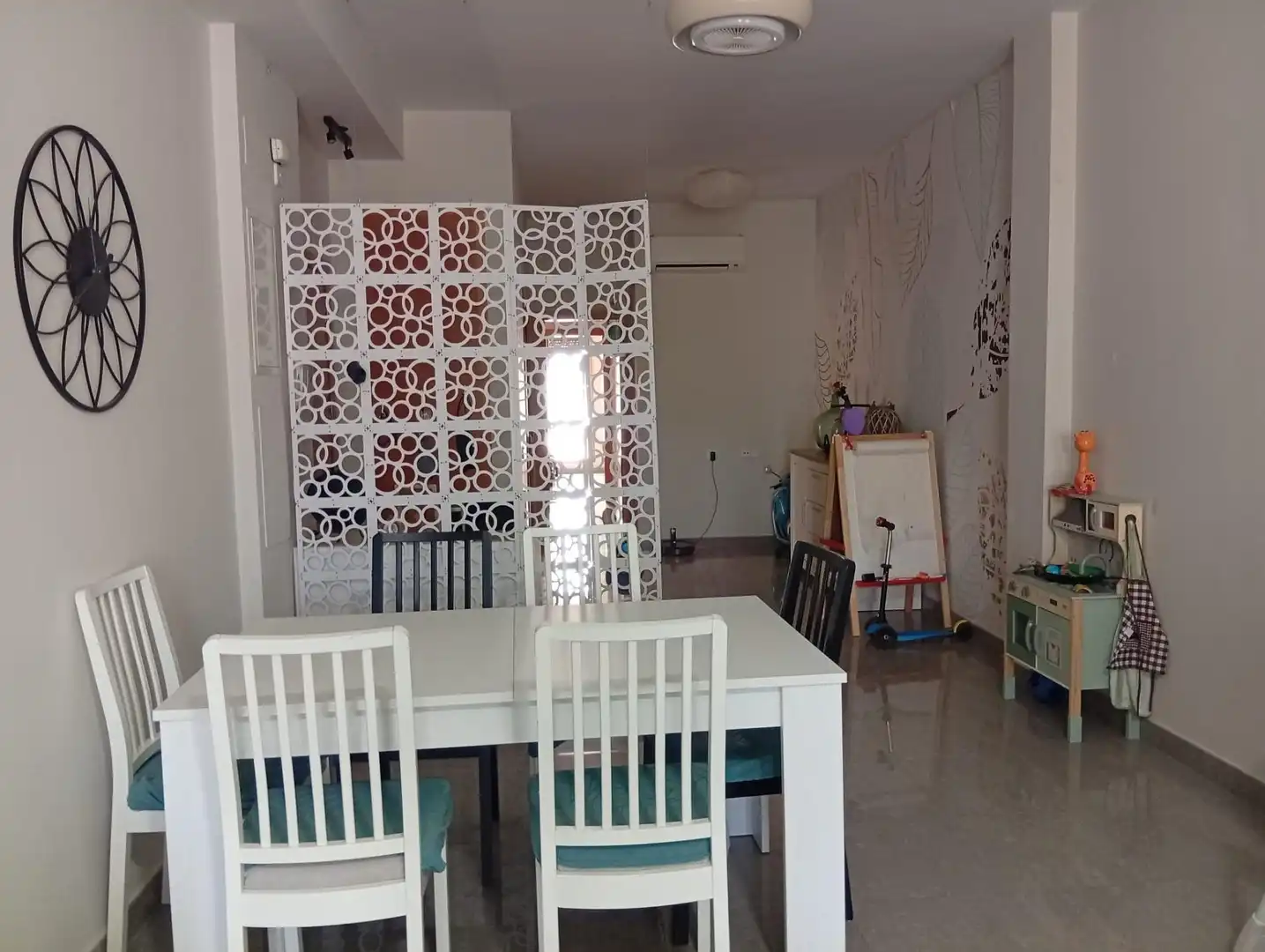 Dining room of Flat for sale in La Pobla del Duc  with Air Conditioner, Furnished and Community pool