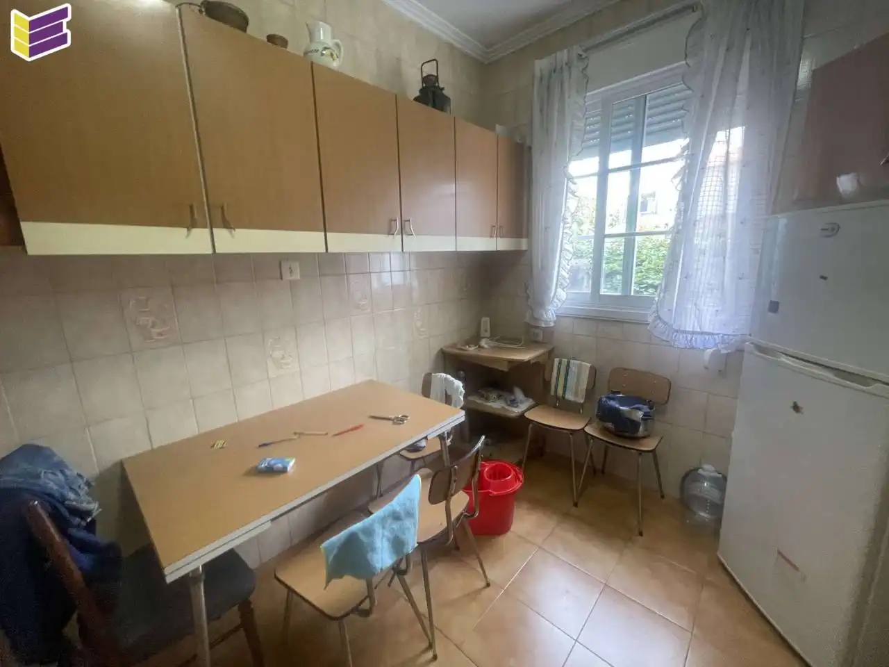 Cuina de Casa o xalet en venda en Vigo  amb Calefacció, Jardí privat i Terrassa