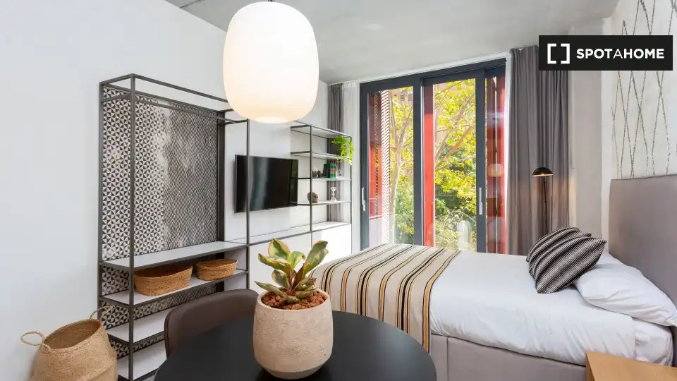 Flat with terrace to rent in Eixample, imagen 7