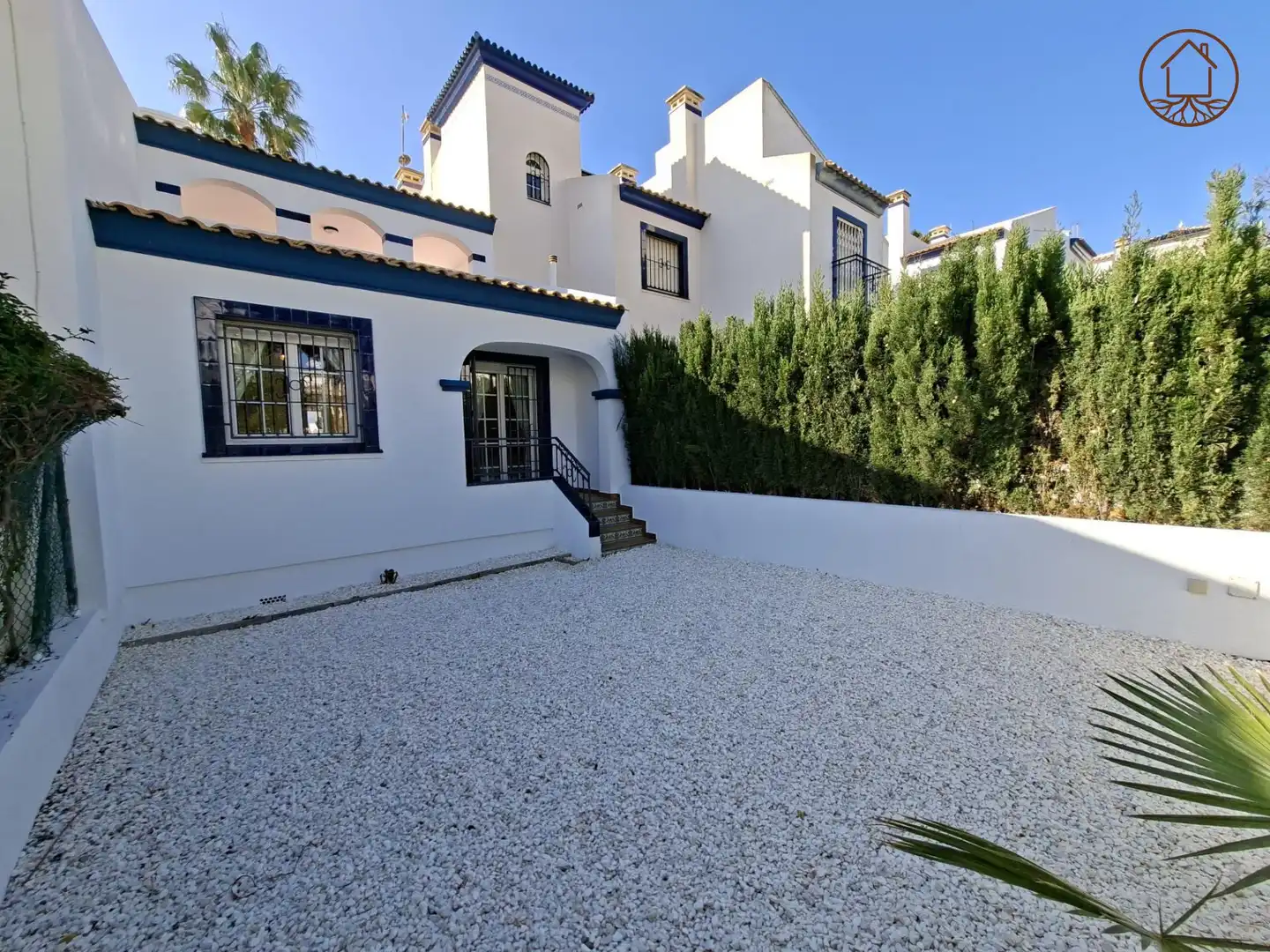 Vista exterior de Casa o chalet en venta en Orihuela con Aire acondicionado, Jardín privado y Amueblado