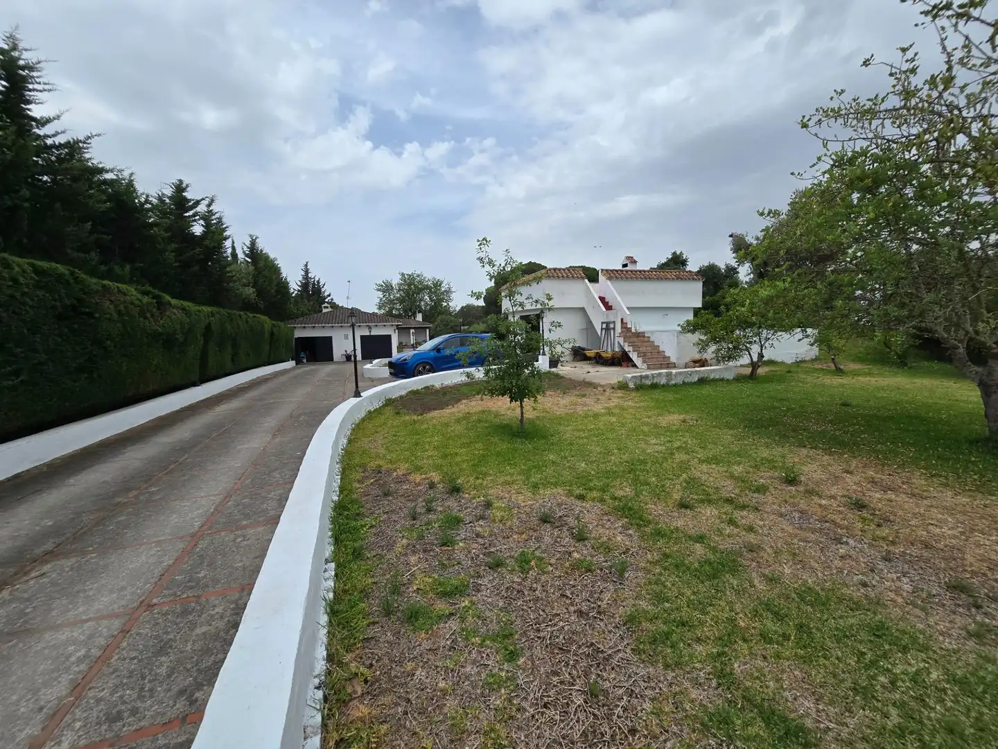 Vista exterior de Casa o xalet en venda en Jerez de la Frontera amb Aire condicionat, Calefacció i Terrassa