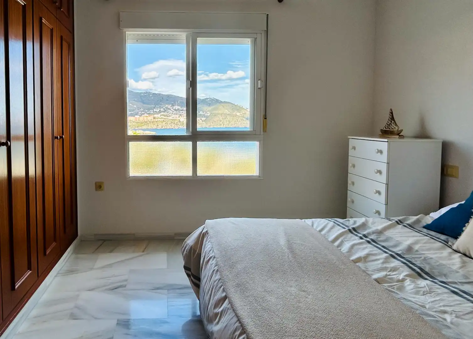 Bedroom of Flat for rent in Almuñécar  with Terrace, Furnished and Washing machine