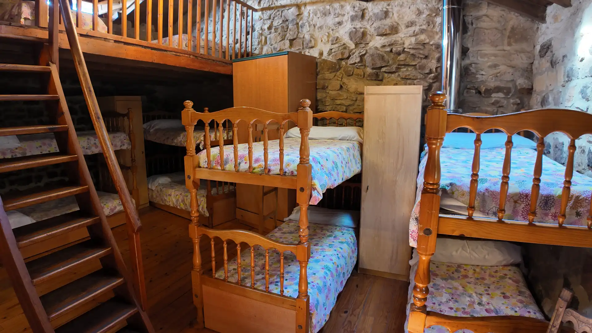 Habitación de Edificio en venta en Valderredible