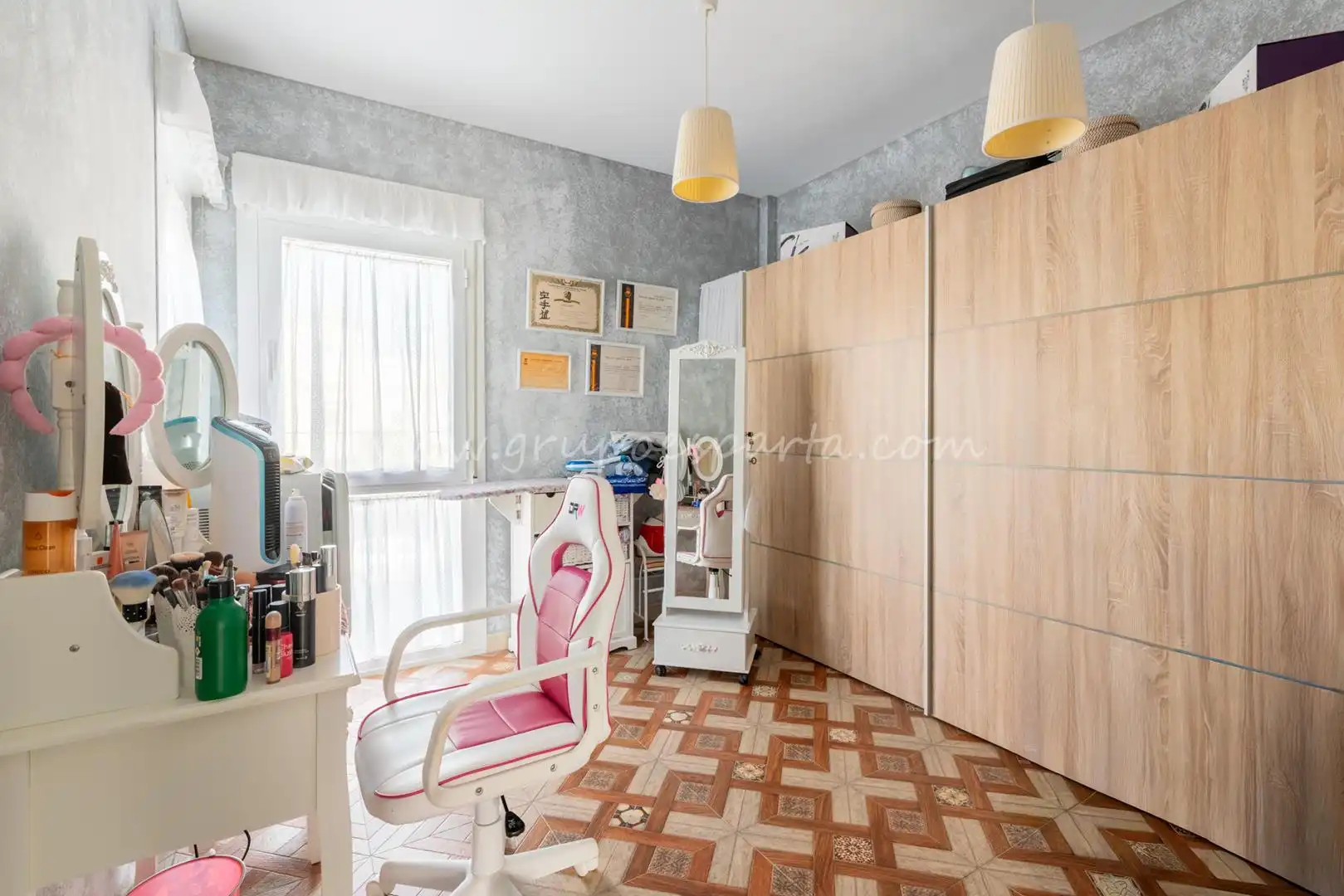 Dormitori de Casa adosada en venda en Huévar del Aljarafe amb Aire condicionat, Jardí privat i Traster