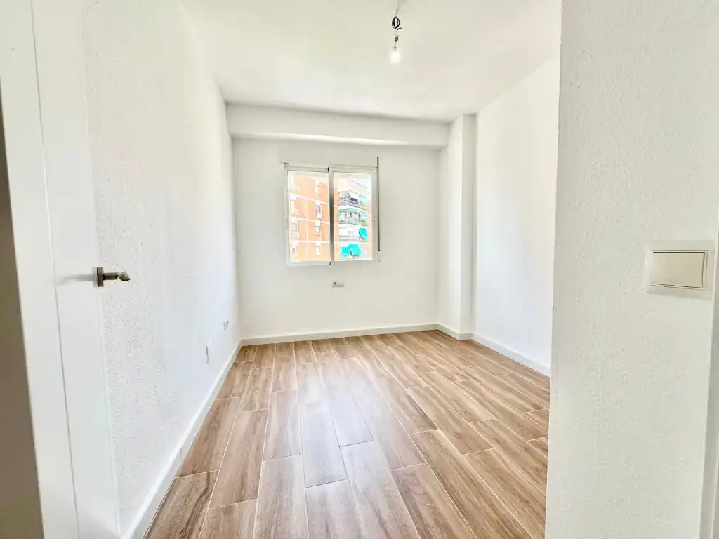 Schlafzimmer von Wohnung zur Miete in Córdoba mit Terrasse