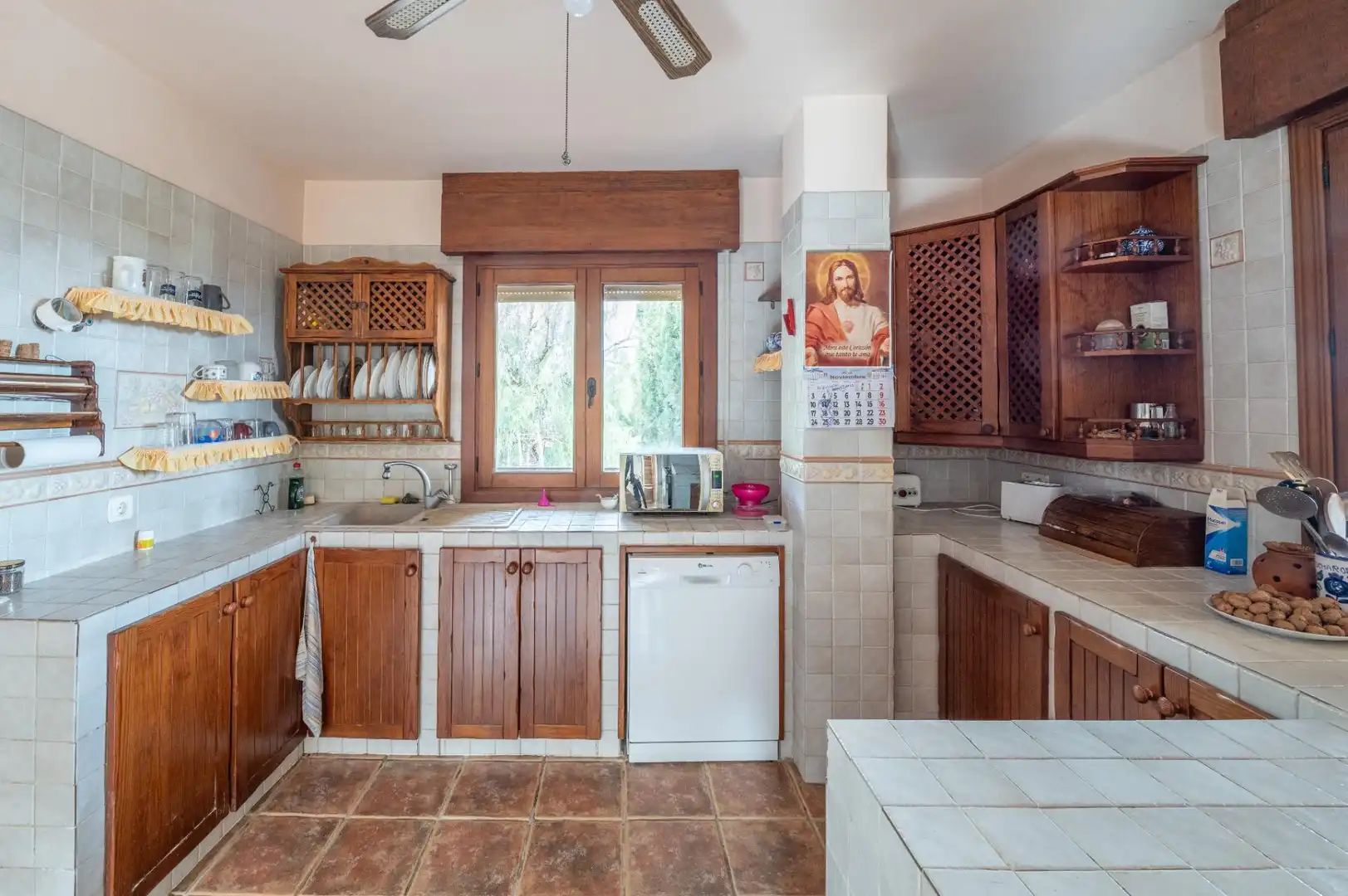 Küche von Haus oder Chalet zum Verkauf in Alhendín mit Heizung, Privatgarten und Terrasse