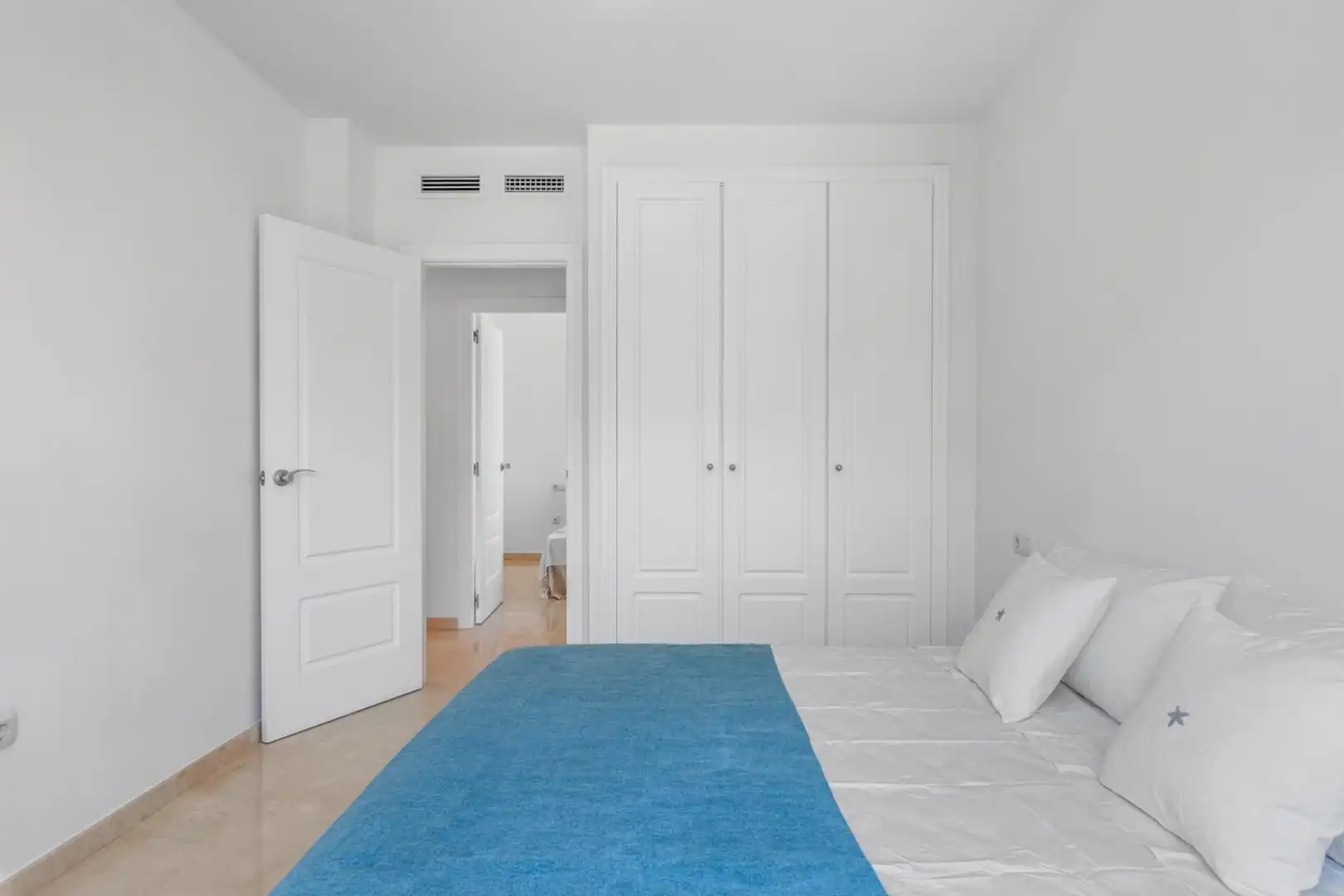 Appartement compact avec piscine à vendre à Golf Bahía, imagen 20