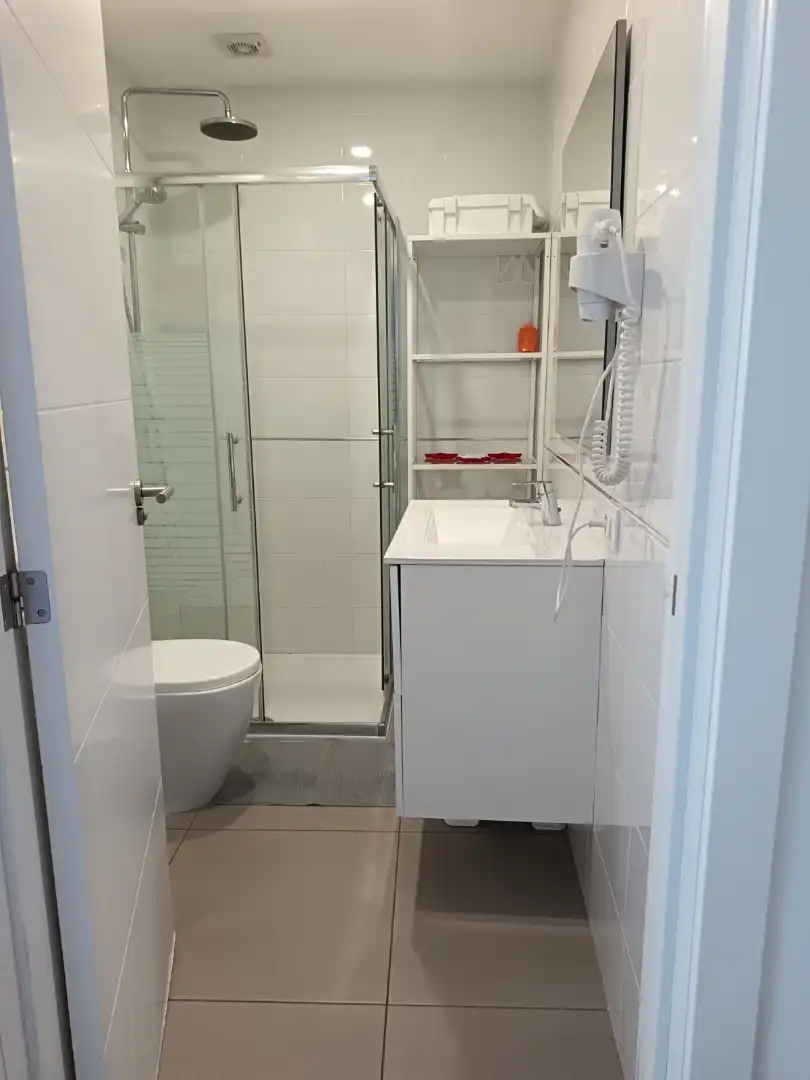 Baño de Estudio en venta en Adeje con Aire acondicionado, Terraza y Amueblado