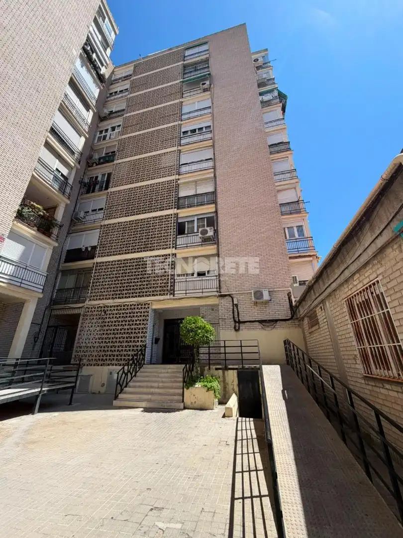 Exterior view of Flat for sale in Madrid  with Air Conditioner and Heating