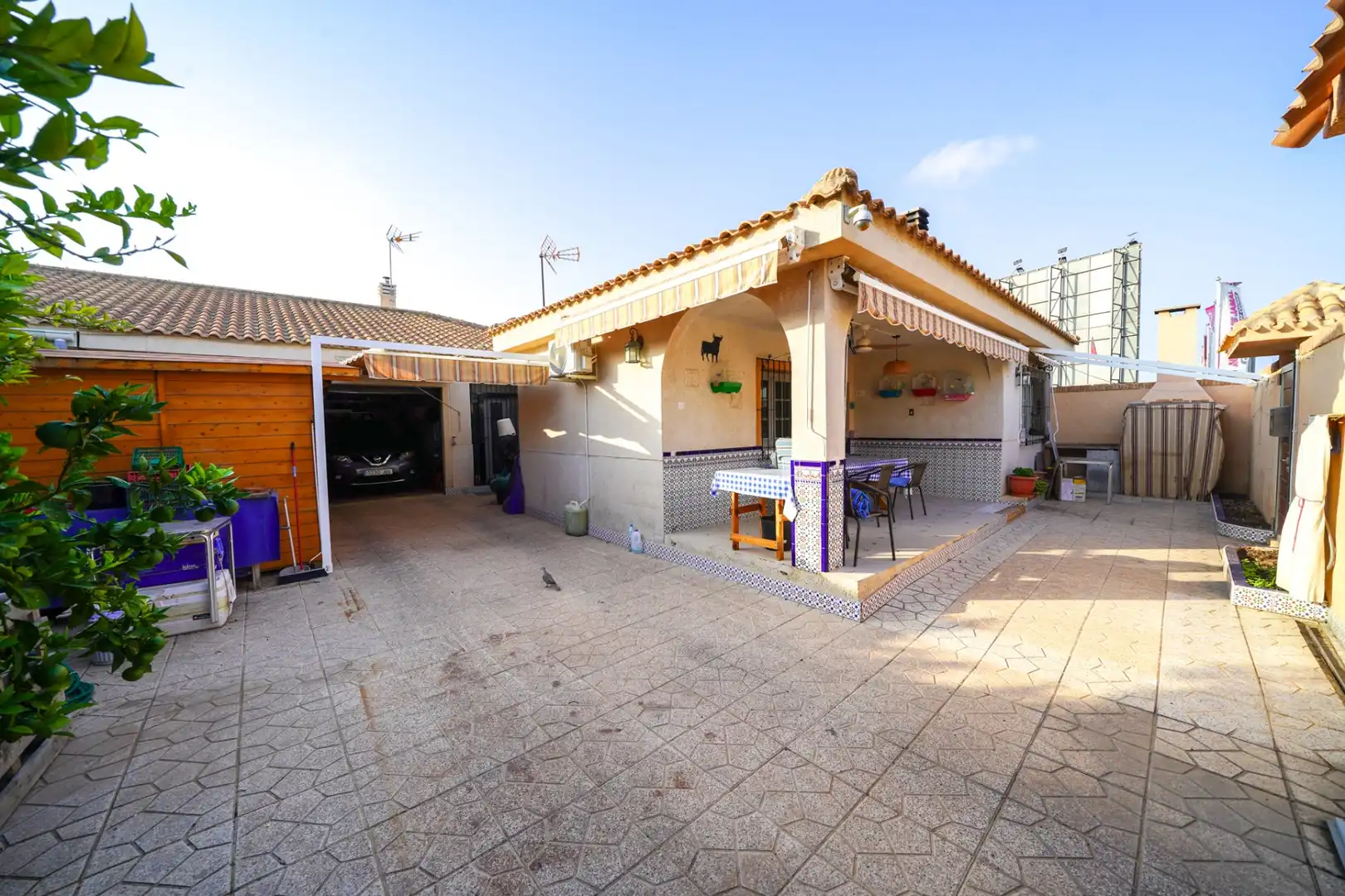 Vista exterior de Casa o chalet en venta en San Pedro del Pinatar con Aire acondicionado, Calefacción y Amueblado