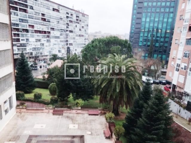 Exterior view of Flat to rent in  Madrid Capital  with Air Conditioner, Heating and Parquet flooring