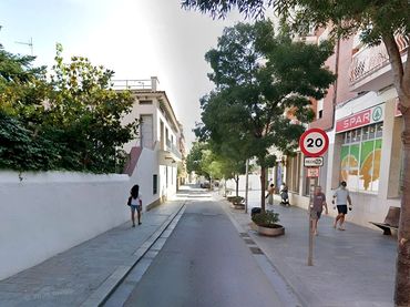 Locale commerciale in vendita a Gavarra