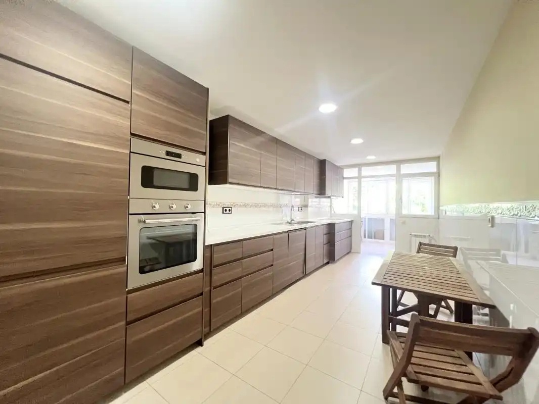 Kitchen of Flat for rent in Madrid  with Air Conditioner, Heating and Swimming Pool