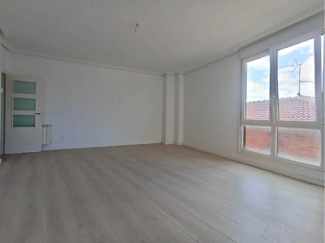 Sala de estar de Piso en venta en Cerezo de Río Tirón con Calefacción y Terraza