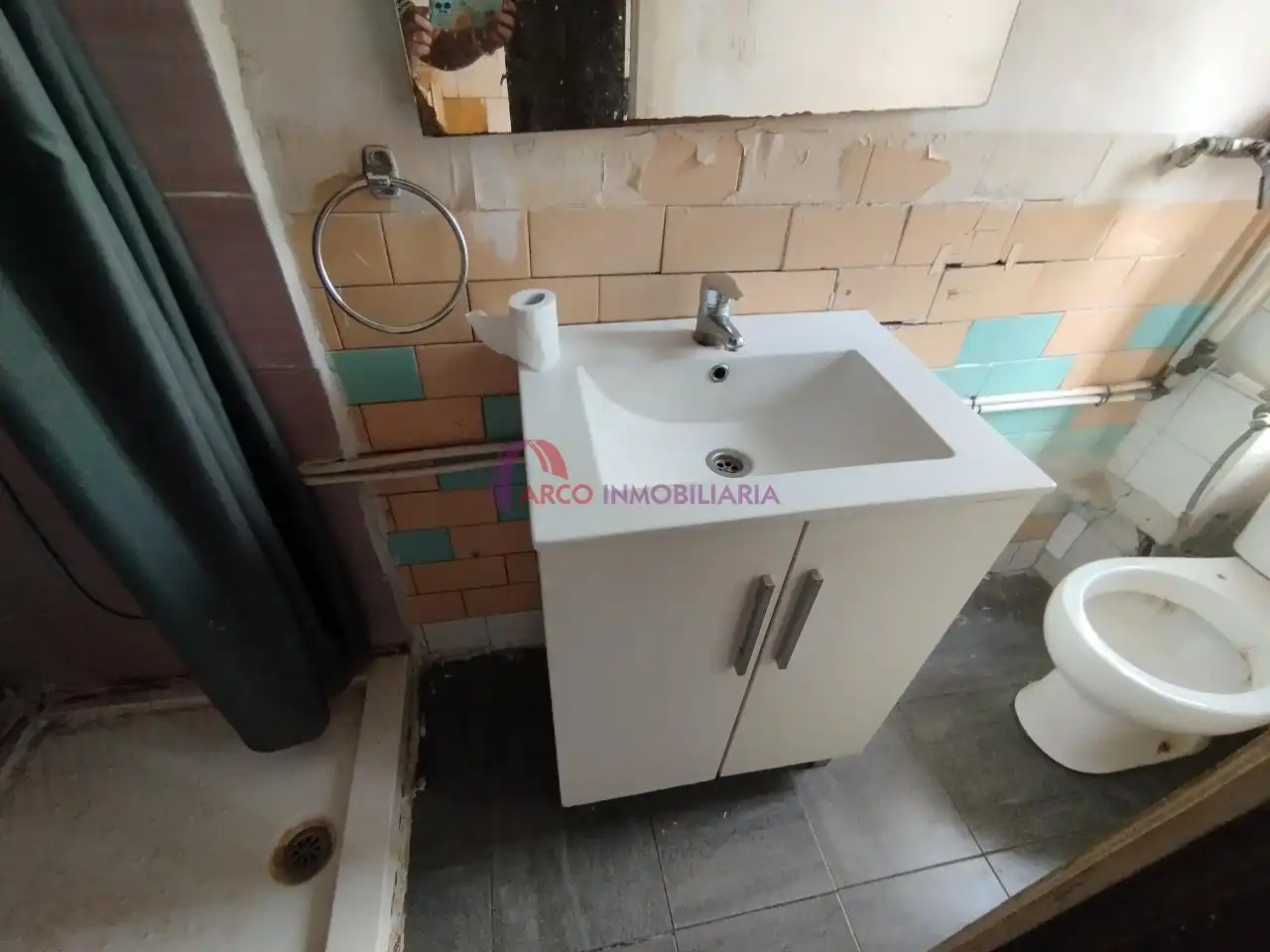 Bathroom of Flat for sale in Burgos  with Balcony