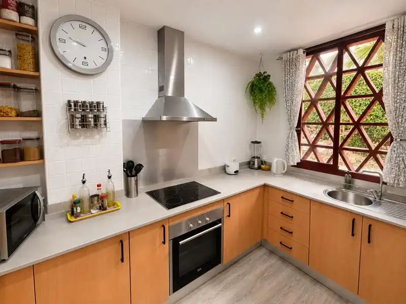 Flat with pool for sale in San Luis de Sabinillas, imagen 9