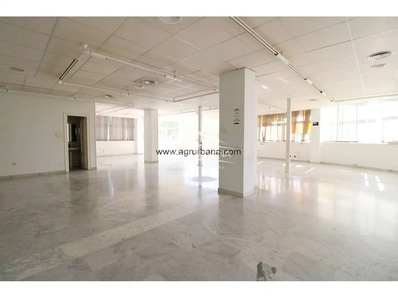 Büro zum Verkauf in Motril