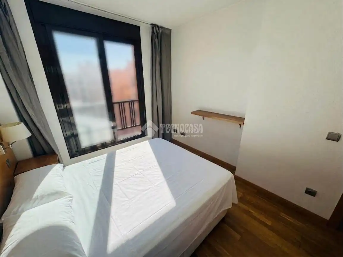 Flat with pool for sale in C. Belfast, imagen 6