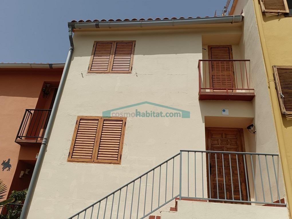 Exterior view of Single-family semi-detached for sale in Toràs  with Terrace and Balcony