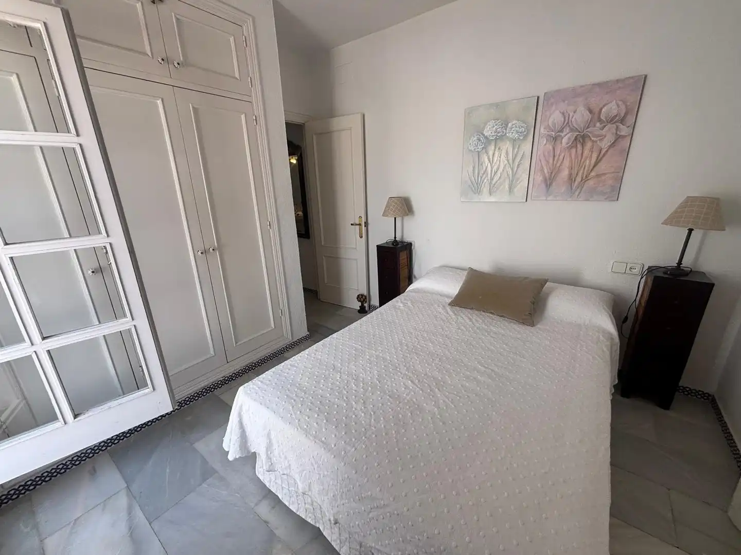 Dormitori de Casa adosada en venda en Chiclana de la Frontera amb Jardí privat i Piscina comunitària