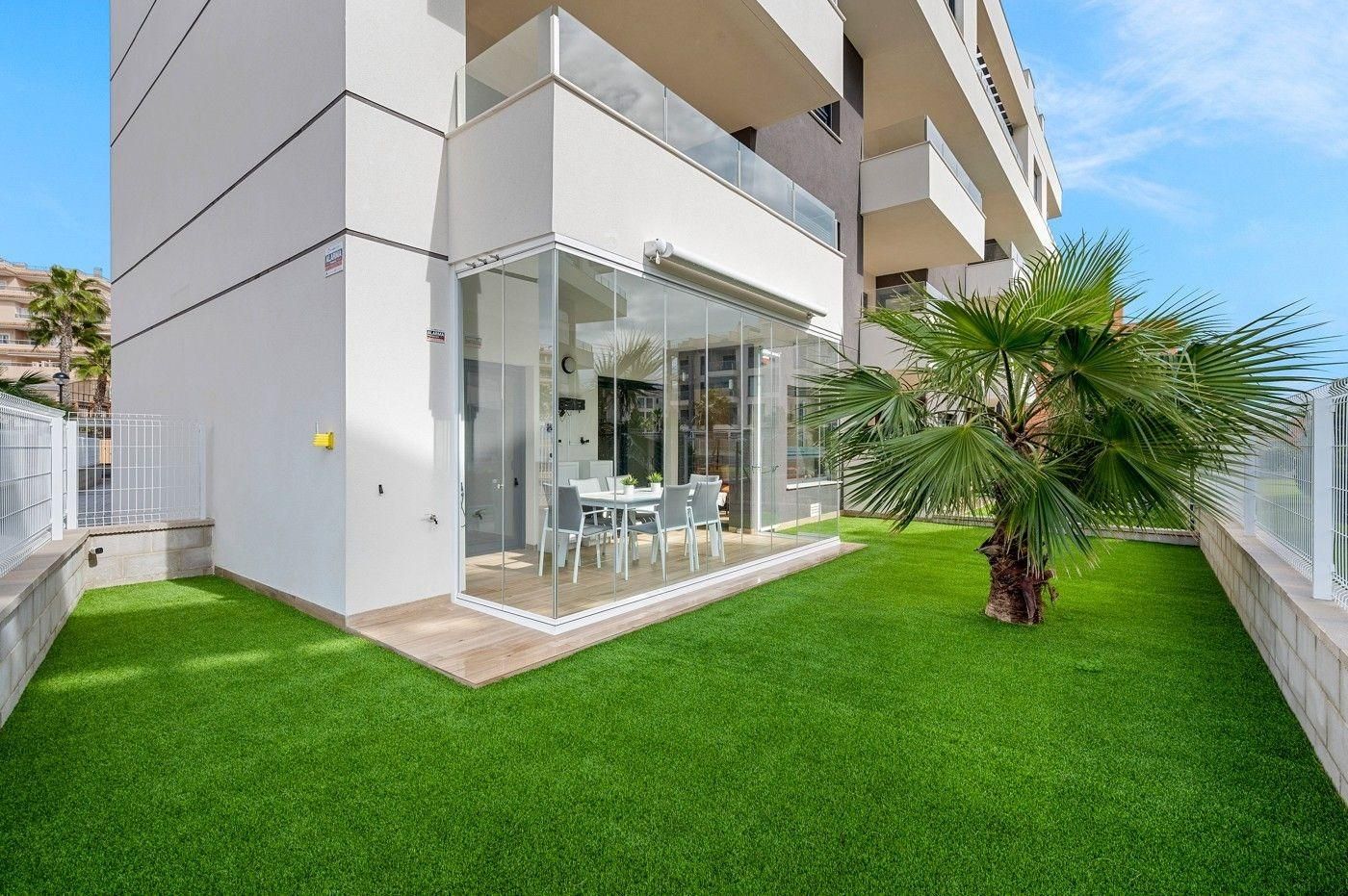 Terrassa de Planta baixa en venda en Orihuela amb Aire condicionat, Jardí privat i Terrassa