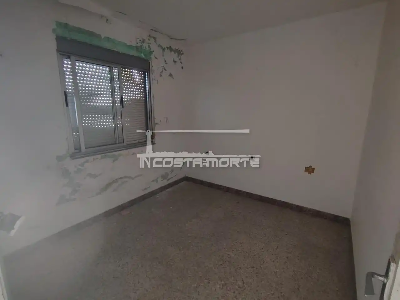 Bedroom of Duplexes for sale in Cee  with Storage room