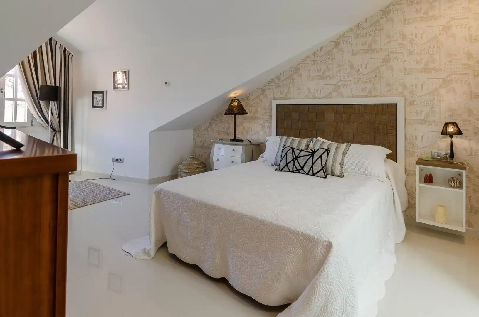 Bedroom of Houses for sale in A Coruña Capital   with Heating and Alarm