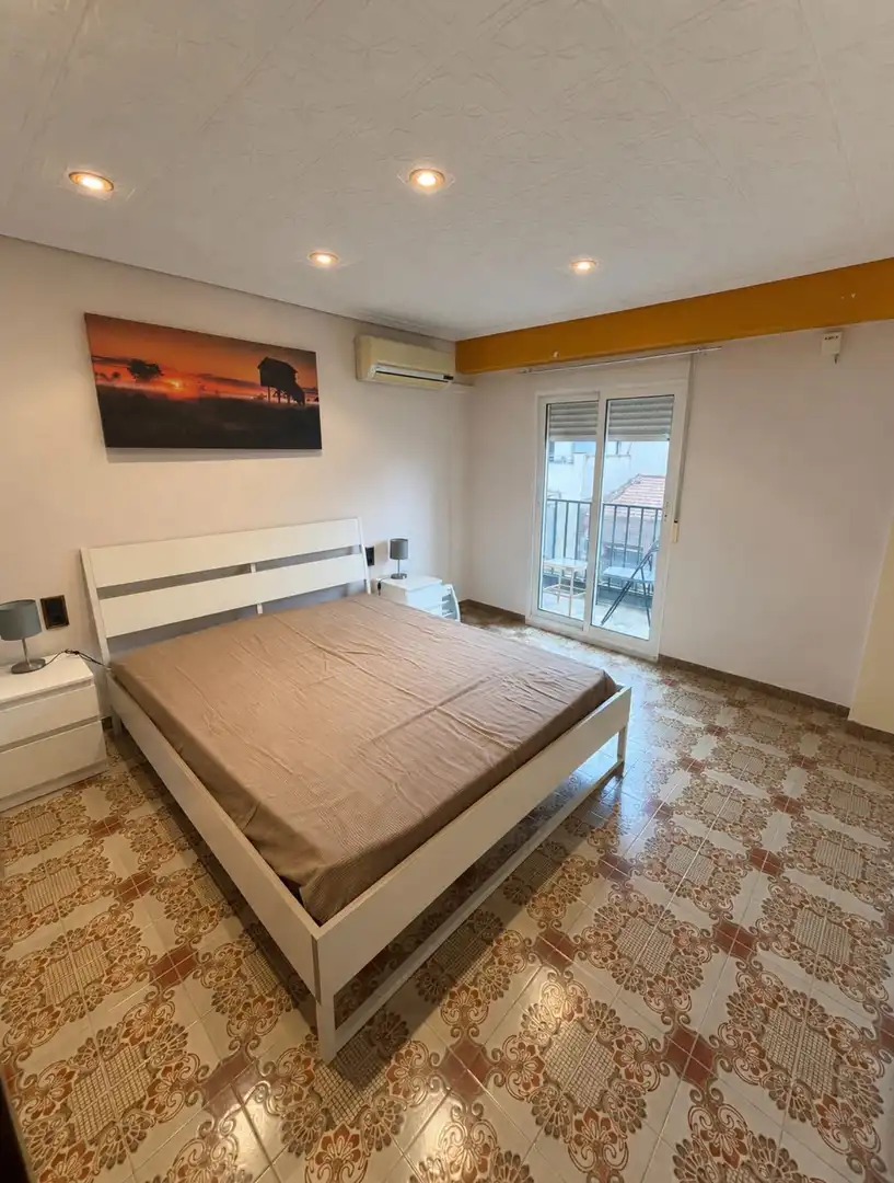 Flat for rent in Calle MARQUES DE MONTORTAL, Torrefiel