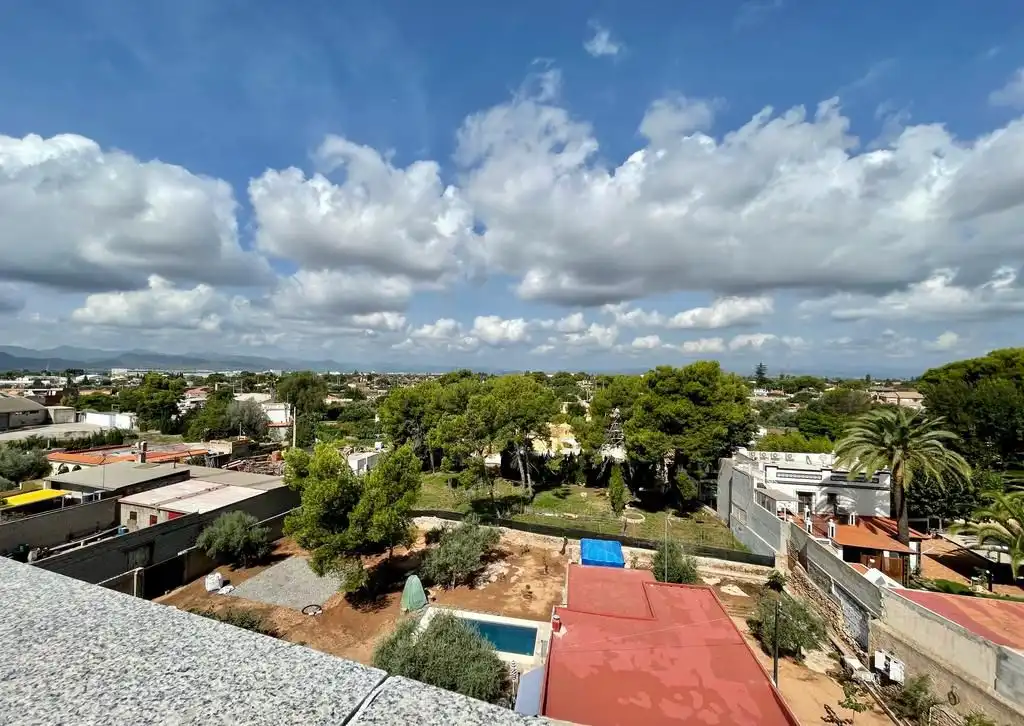 Exterior view of Flat for sale in Vila-real  with Air Conditioner, Heating and Storage room