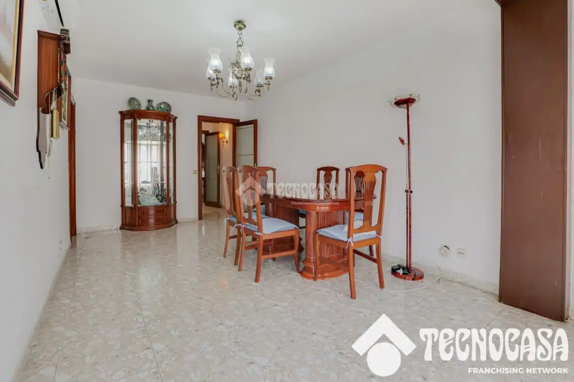 Comedor de Piso en venta en Barcelona con Aire acondicionado y Balcón