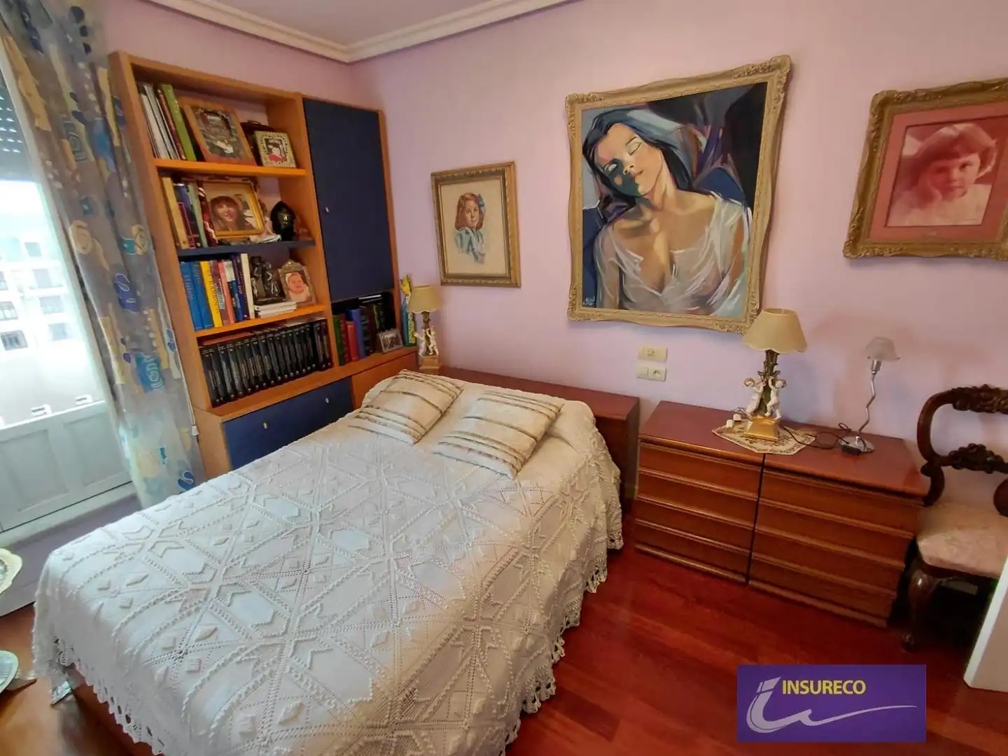 Habitación de Ático en venta en León Capital  con Calefacción, Terraza y Amueblado