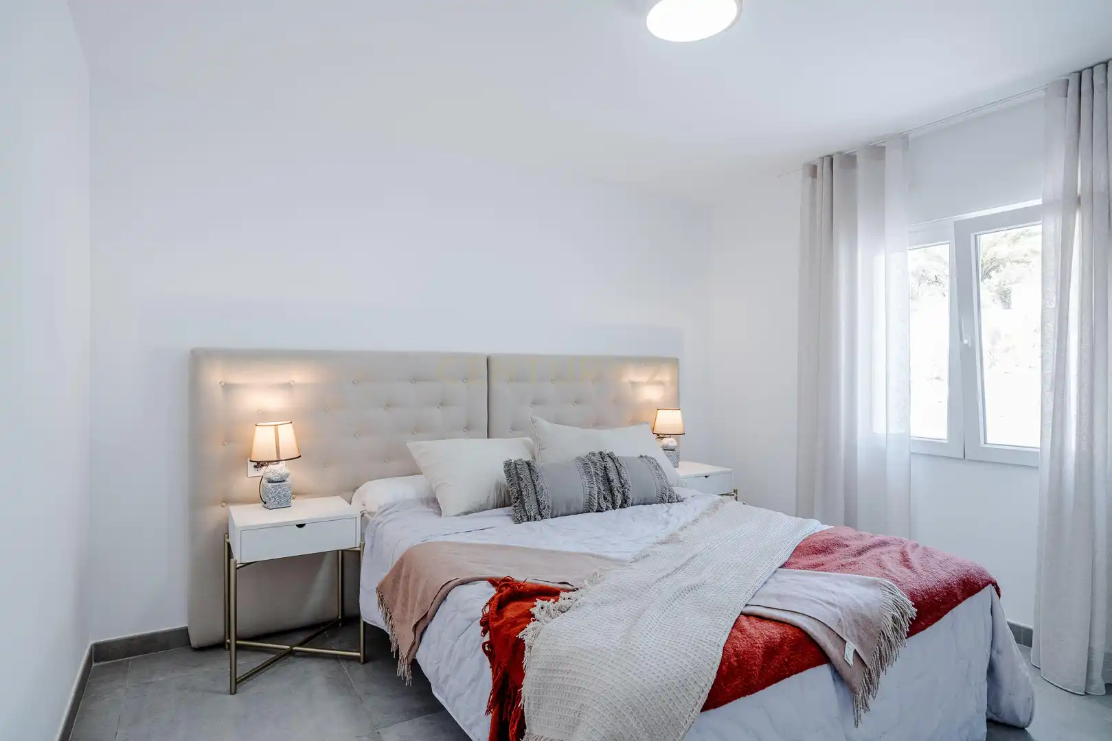 Dormitori de Apartament en venda en Calpe / Calp amb Aire condicionat, Jardí privat i Traster