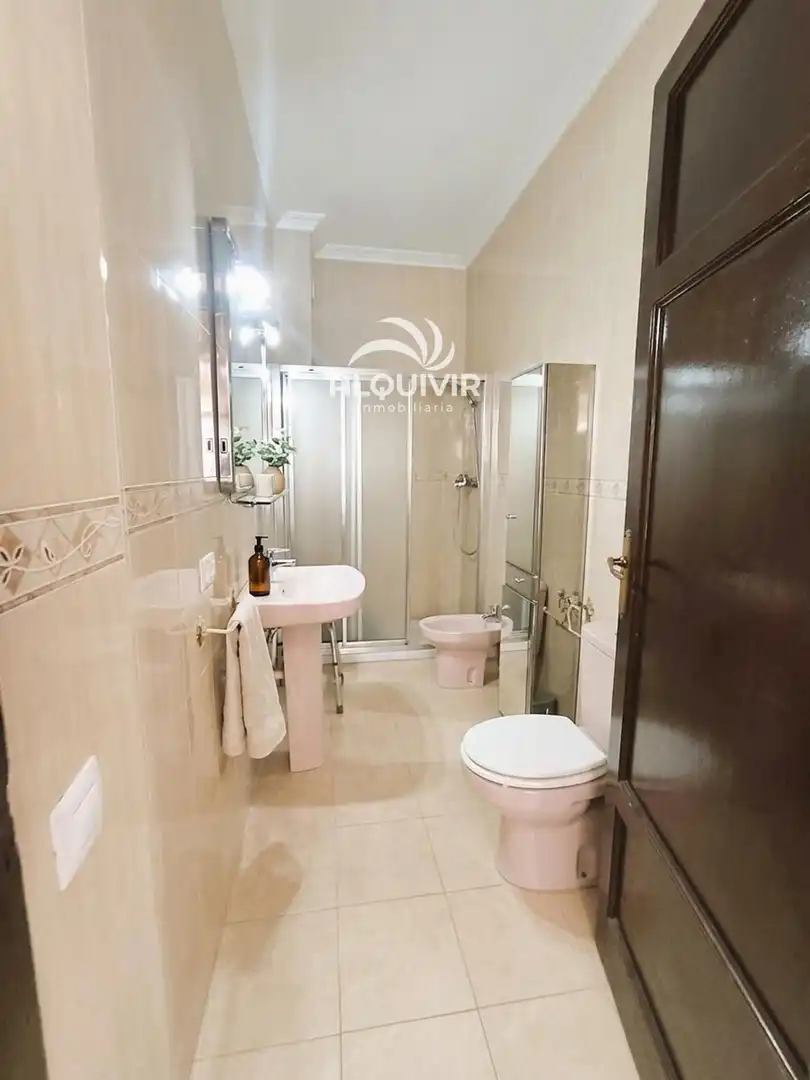 Baño de Edificio en venta en Sevilla
