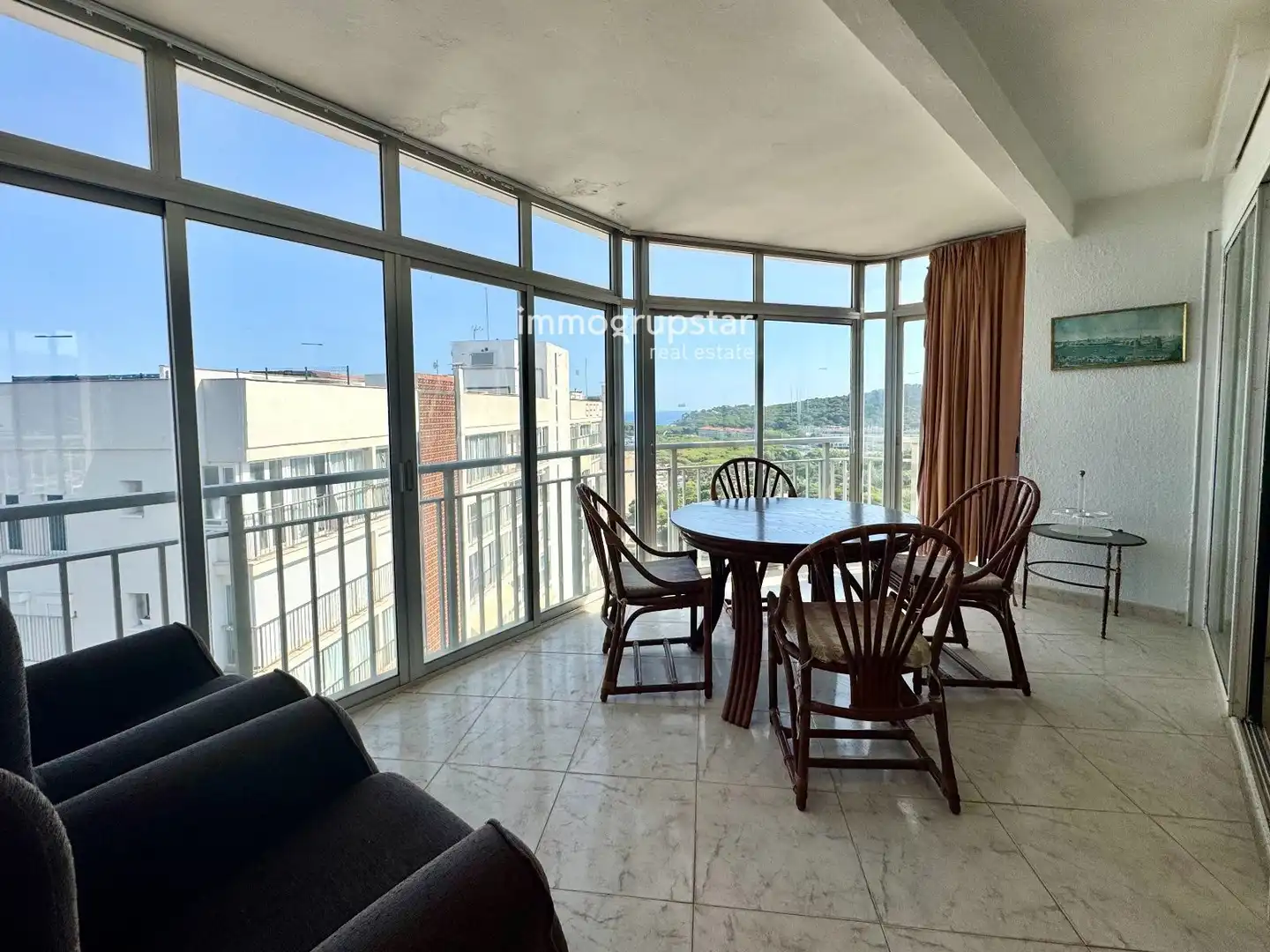 Terraza de Piso en venta en Castell d'Aro, Platja d'Aro i s'Agaró con Terraza y Balcón