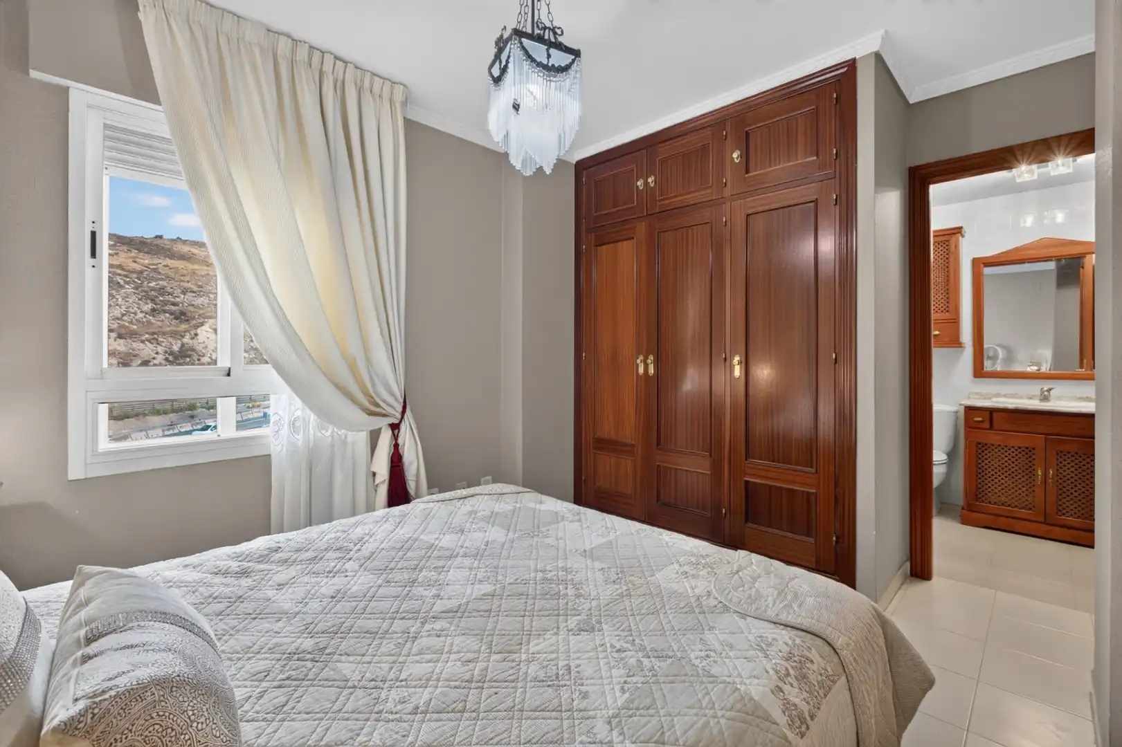 Habitación de Piso en venta en Málaga con Aire acondicionado