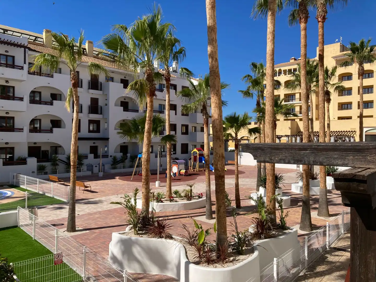 Vista exterior de Piso de alquiler en Las Lomas de Rame - Bahía Bella
