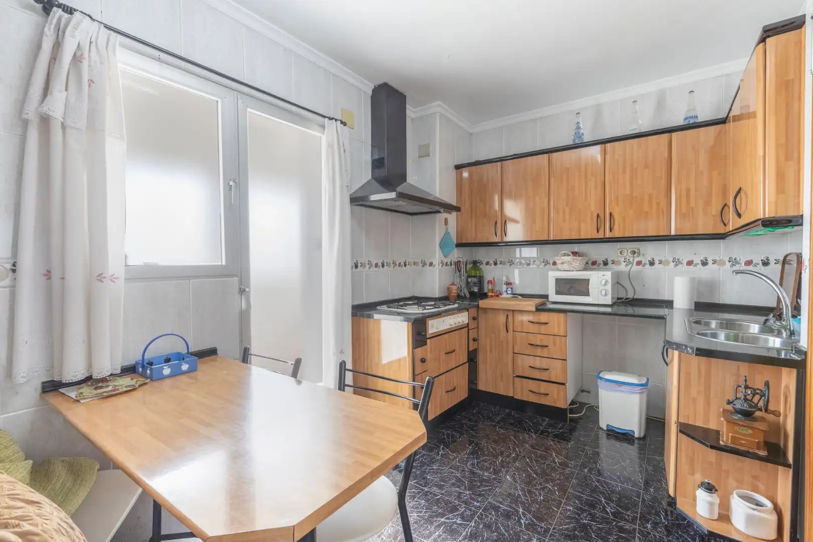Appartamento con terrazza in vendita a Peligros, imagen 13