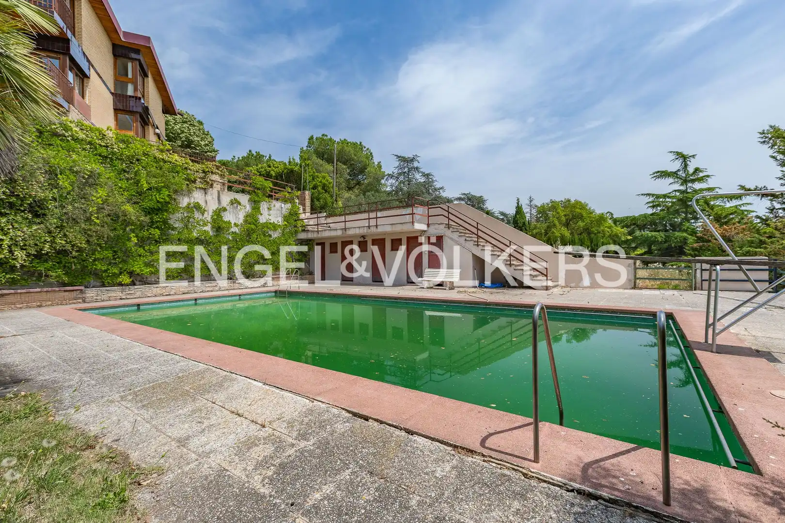 Piscina de Finca rústica en venda en Manresa amb Calefacció, Jardí privat i Terrassa
