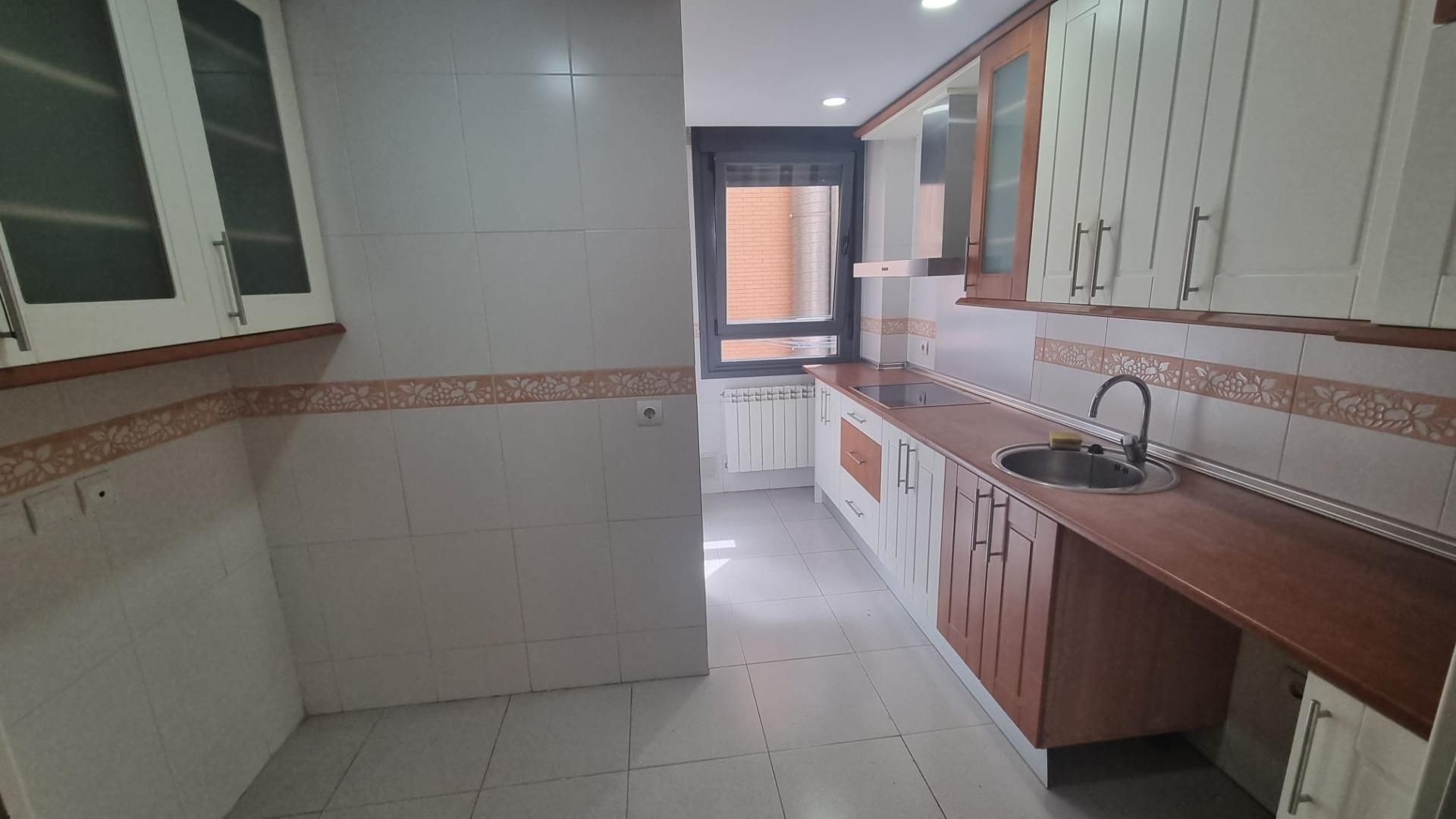 Kitchen of Flat for sale in Valladolid Capital  with Heating and Storage room