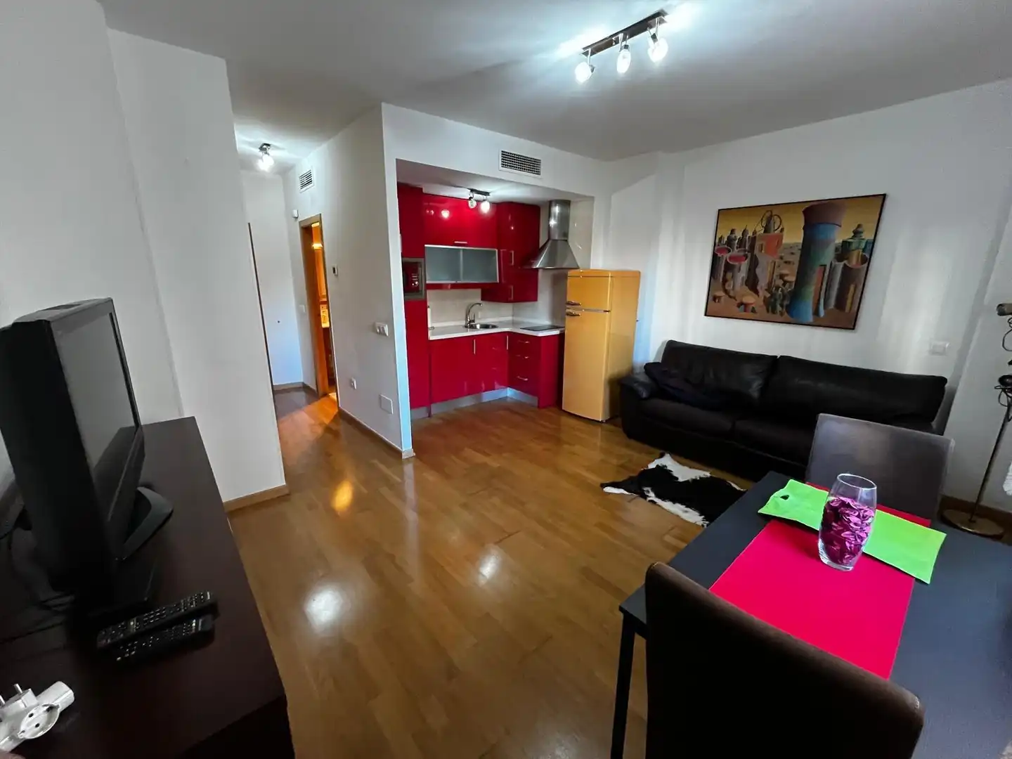 Estudio con ascensor en alquiler en Avenida JUAN CARLOS I, imagen 6