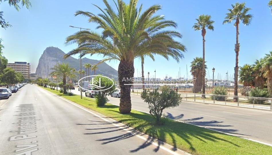 Foto 1 de Edifici en venda a Santa Bárbara - Ciudad Deportiva, Cádiz