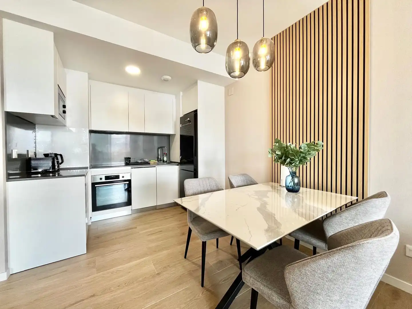 Apartamento con terraza en alquiler en Playa de Poniente, imagen 6