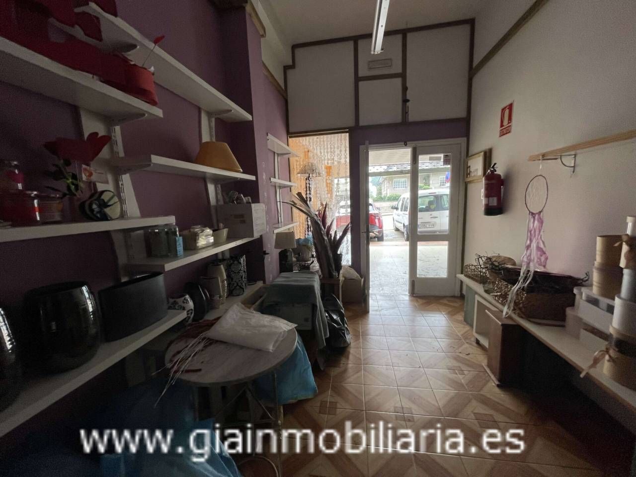 Premises to rent in Mos