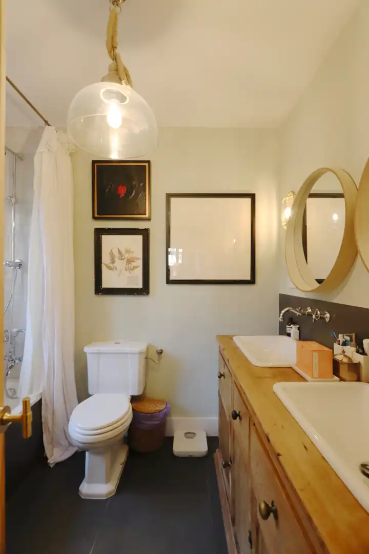 Bathroom of Flat for sale in Madrid  with Air Conditioner, Heating and Terrace