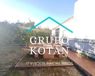 Exterior view of Country house for sale in Huévar del Aljarafe  with Private garden and Furnished