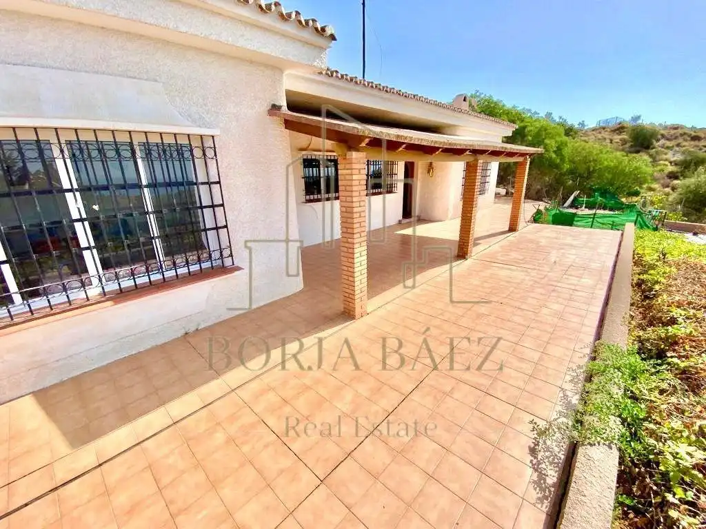 Vista exterior de Casa o chalet en venta en Vélez-Málaga
