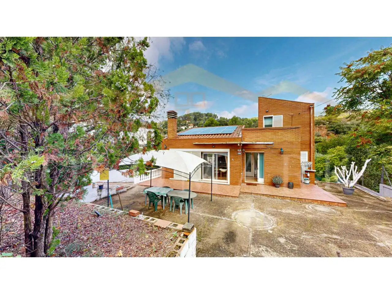 Jardí de Casa o xalet en venda en Corbera de Llobregat amb Aire condicionat, Calefacció i Jardí privat
